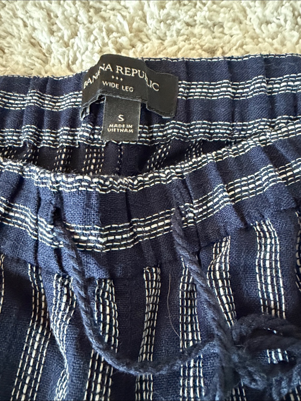 Banana Republic Navy and White Striped Wide-Leg Pants - Picture 2 of 6